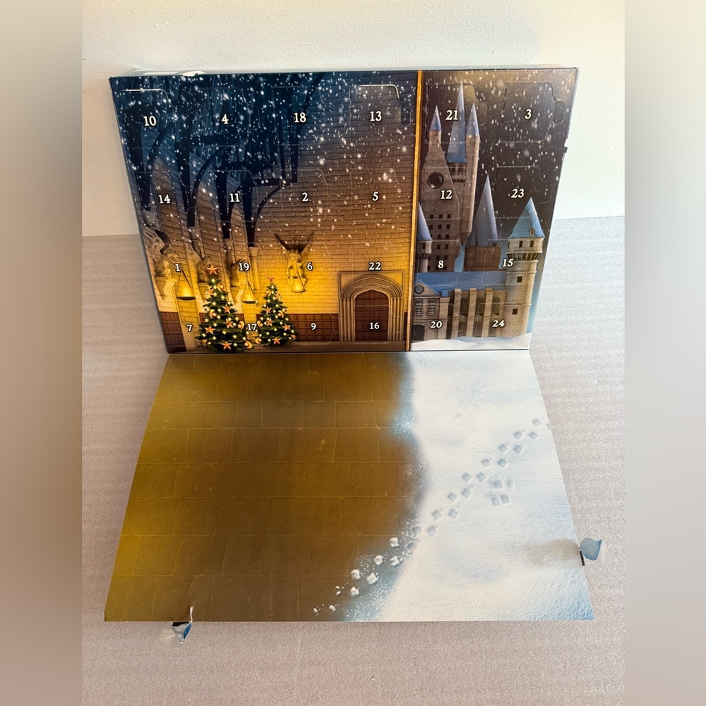 LEGO Retired Harry Potter Unopened Advent Calendar 79564 - Picture 4 of 5
